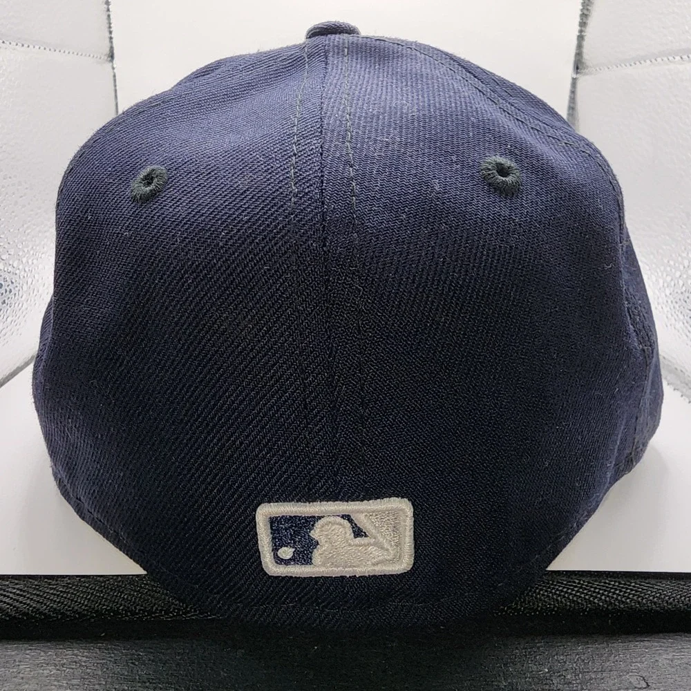 New Era 59FIFTY New York Yankees Fitted Hat Navy Blue Youth‎ Size 6 3/8 MLB Cap